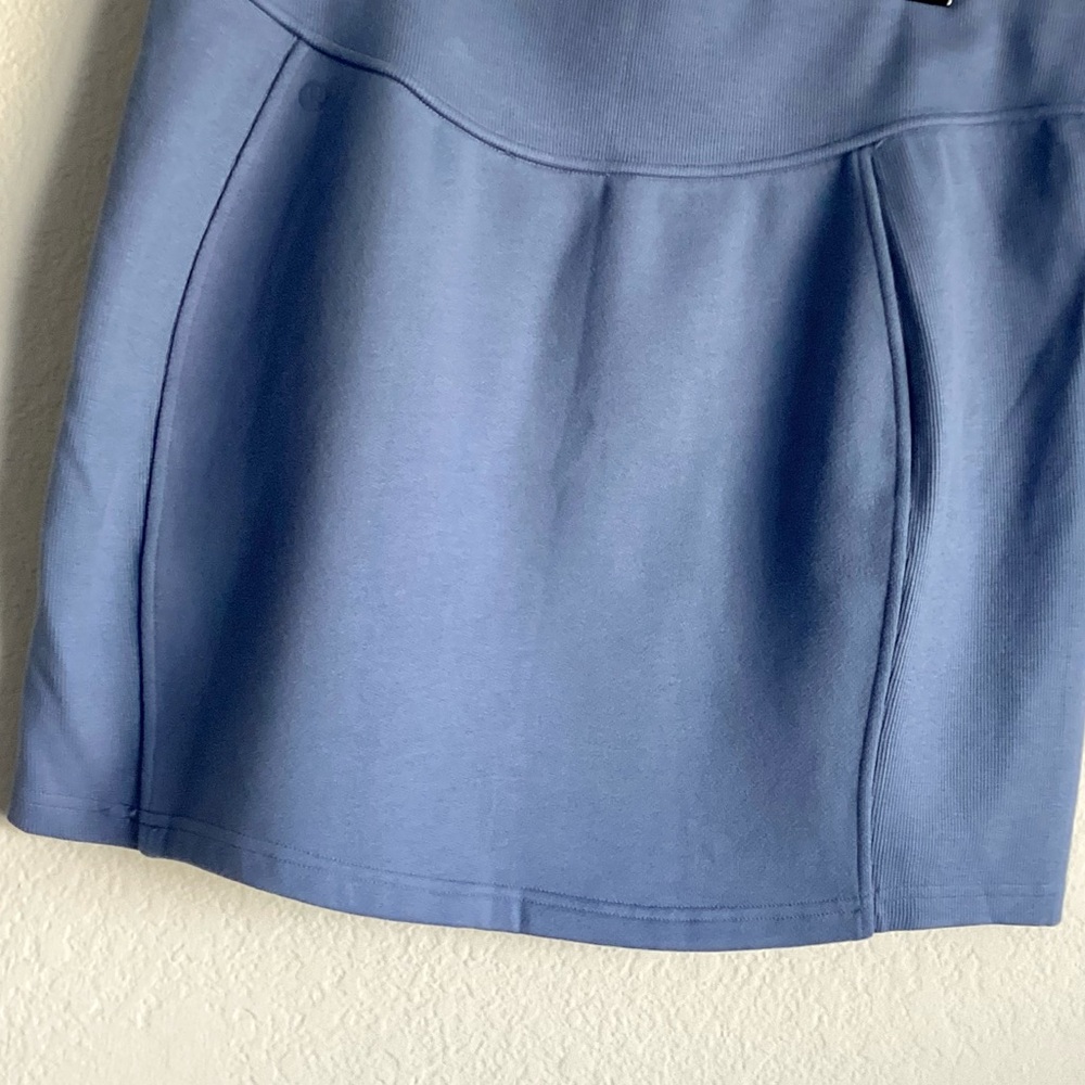 \Lululemon\ NWT Scuba HR Mini Skirt - Picture 10 of 14